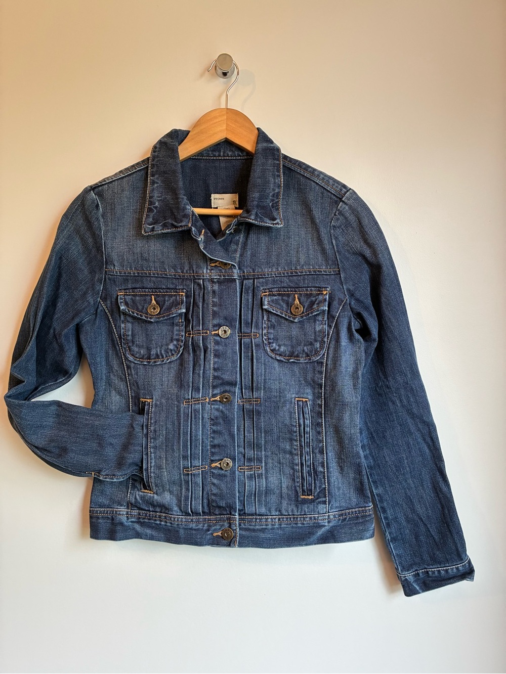 GAP Premium 100% cotton Pleated Front Denim Trucker Jacket S